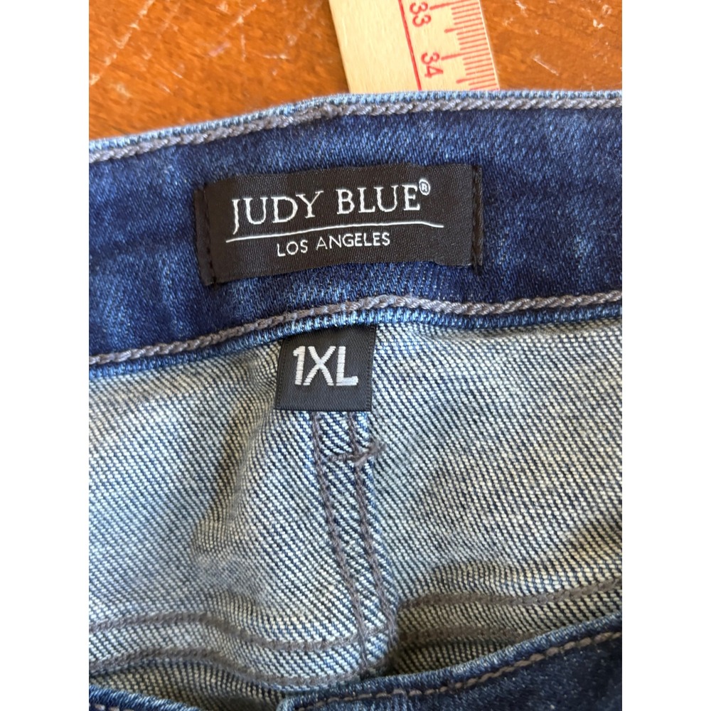 NWT Judy Blue Mid Rise Bermuda Shorts Plus Size 1XL Dark Wash Denim Summer - Picture 10 of 12